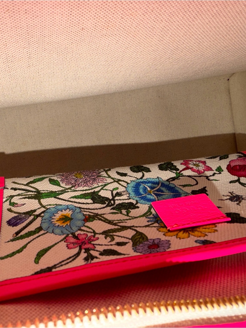 Gucci Floral Print Tote Bag with Pink Handles - Picture 10 of 16